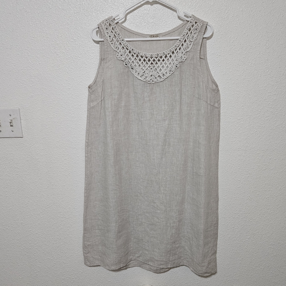 Bellambia 100% linen dress with beautiful crochet details size large
